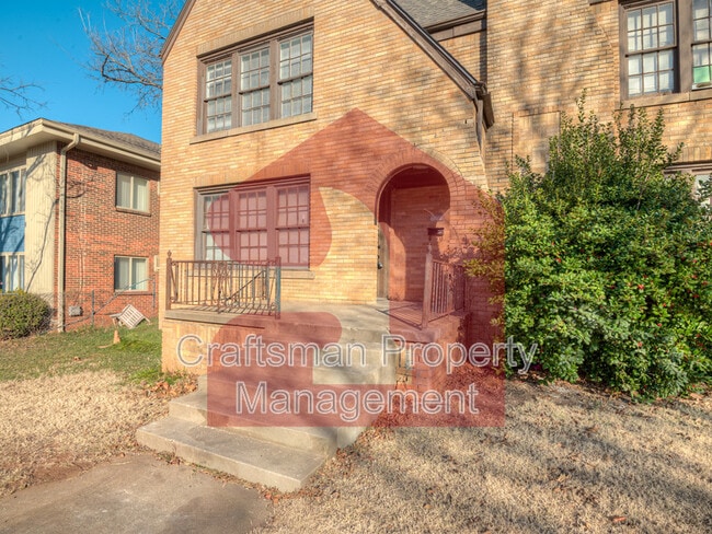 Building Photo - 1801 NW 22nd St