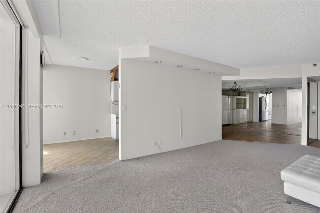 Building Photo - 19707 Turnberry Way