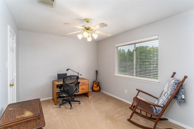 Building Photo - 2309 Orleans Ln