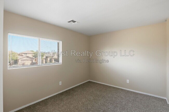Building Photo - 5931 W Albeniz Pl