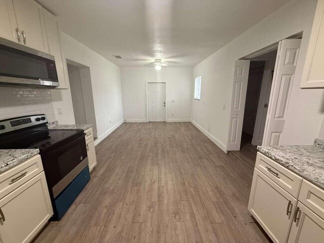 Building Photo - 50070 Us Hwy