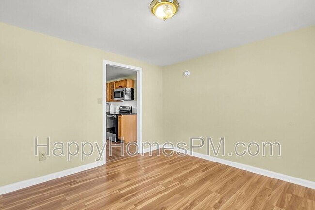 Building Photo - 2113 Taylor St