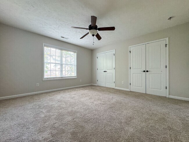 Building Photo - 2423 Kimbolton Drive