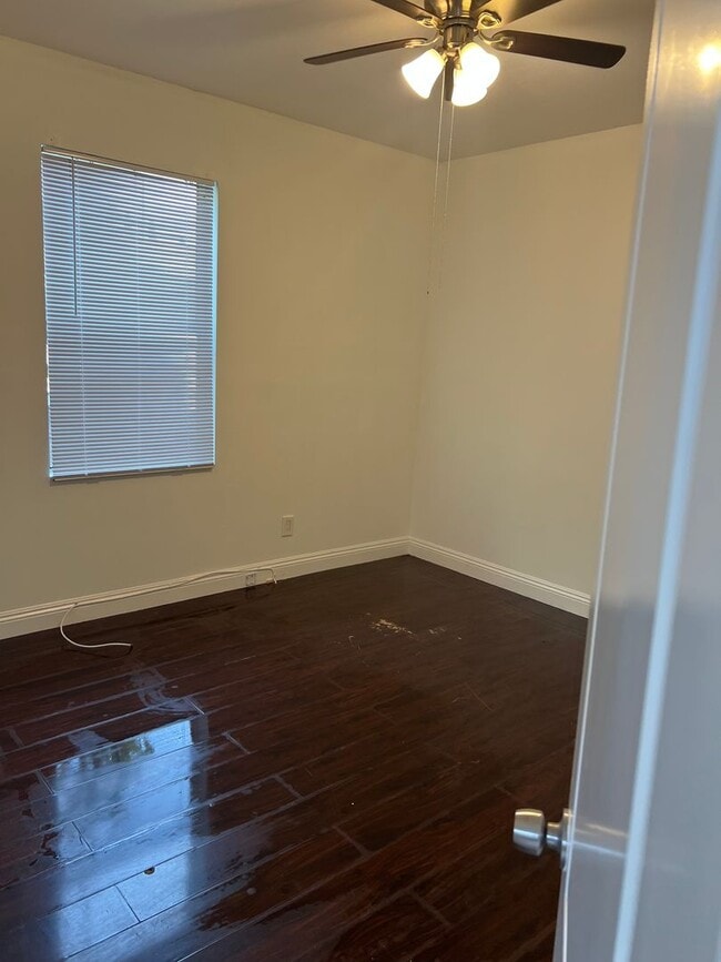 Building Photo - 3561 Atlantic St