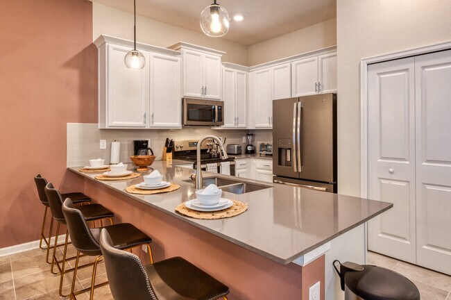 Building Photo - 853 Ocean Course Ave