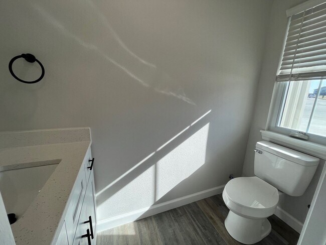 Building Photo - 81 SE 381st Rd