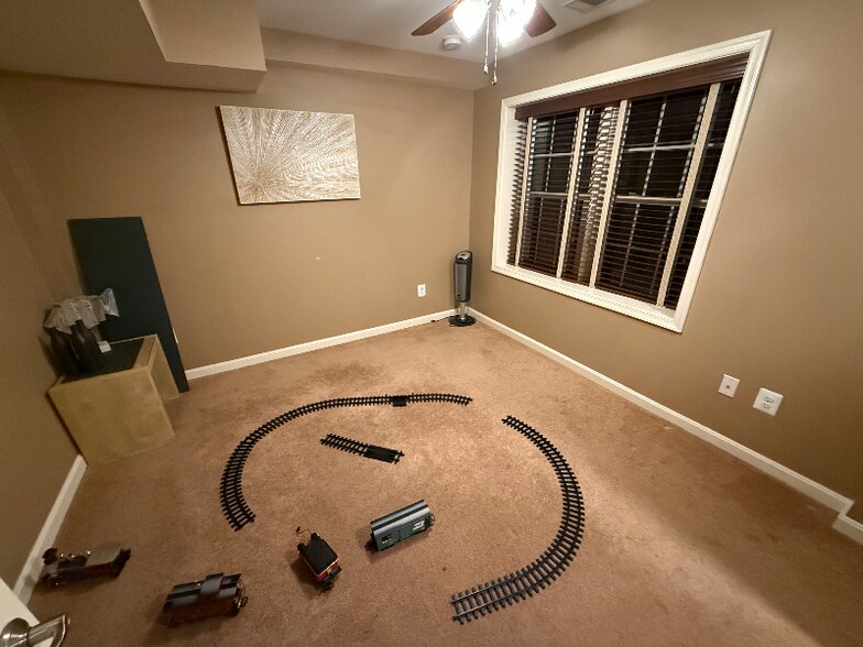 Building Photo - 4321 Flodden Ct