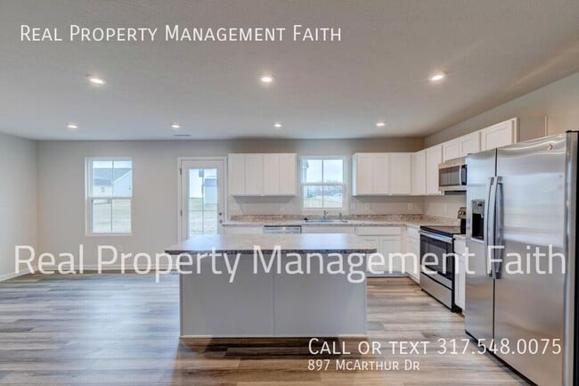 Building Photo - 897 McArthur Dr