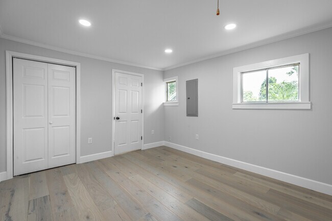 Bedroom 1 - 219 Vreeland St