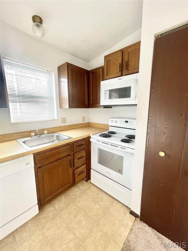 Building Photo - 141 Ashley Dr