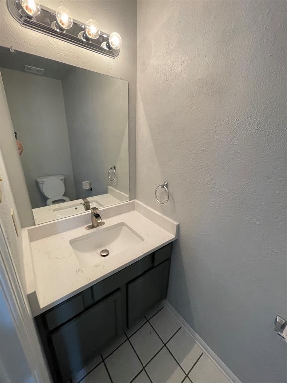 Building Photo - 14803 Silver Knight Ct