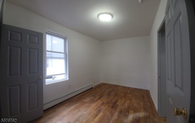 Building Photo - 71 Hudson St