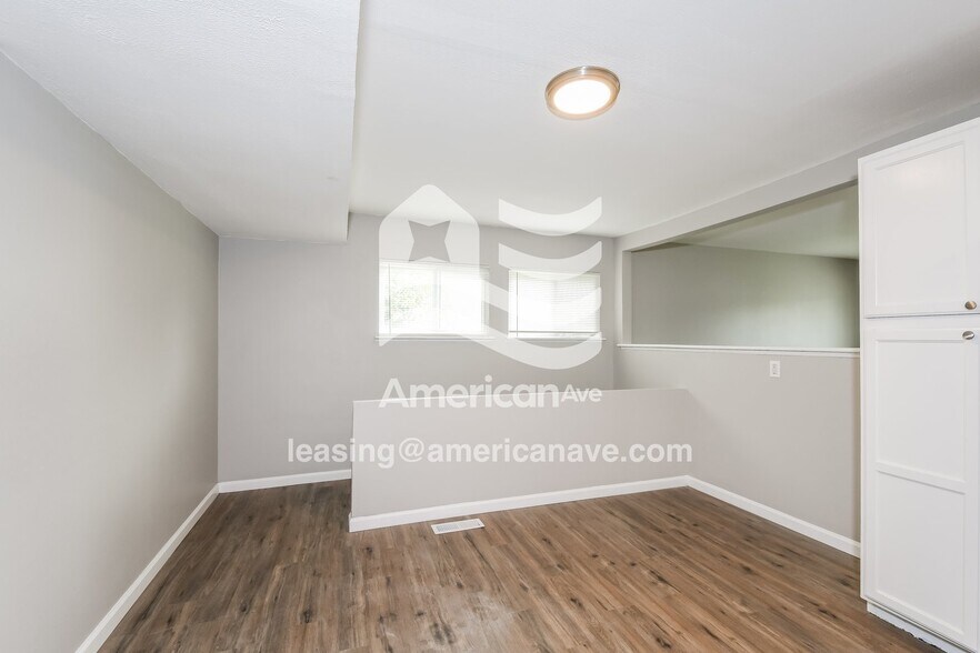 Building Photo - 137 Glen Garry Rd