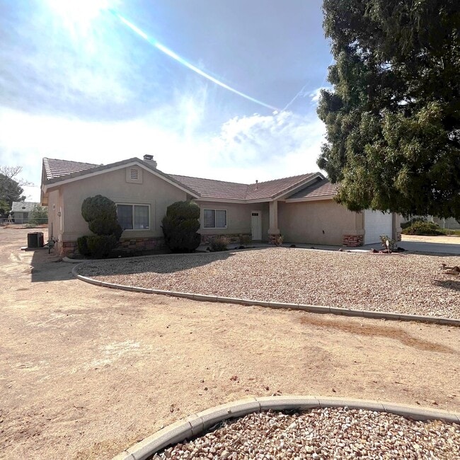 Building Photo - 7764 Corona Ave