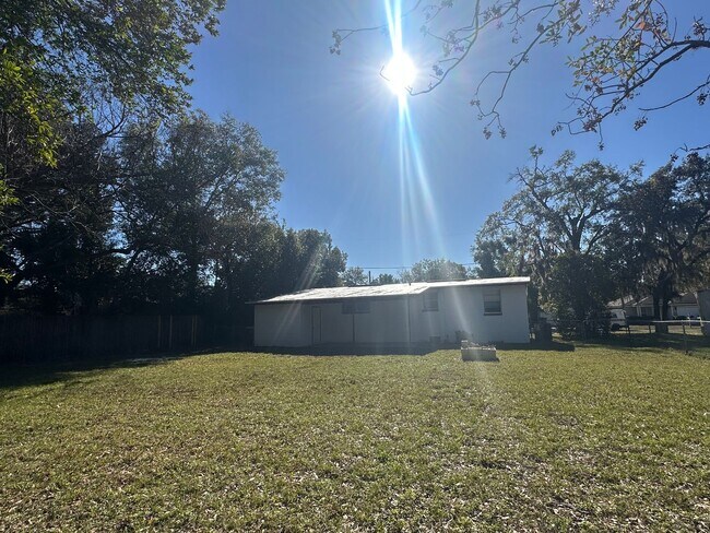 Building Photo - Cozy, Cute as a Button House, JAX Heights