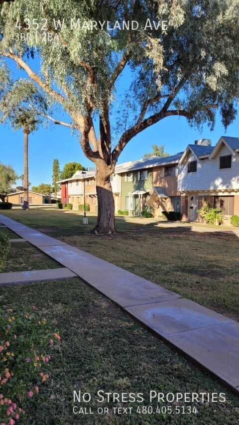 Building Photo - Remodeled 3 Bedroom Townhome off 43rd Ave ...