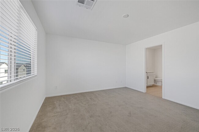 Building Photo - 9514 Wayfarer Seek Ct