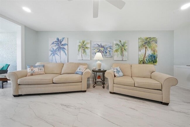 Building Photo - 4651 Lake Villa Dr