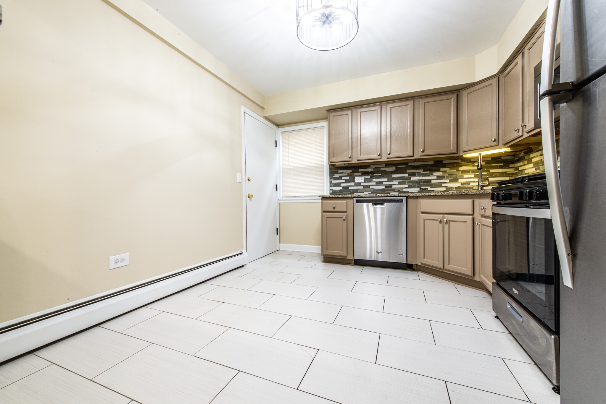 Building Photo - 3804 N Harlem Ave