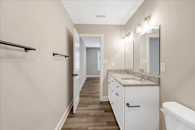 Building Photo - Cherfran Townhomes: Luxury Living in the Heart of South Hill