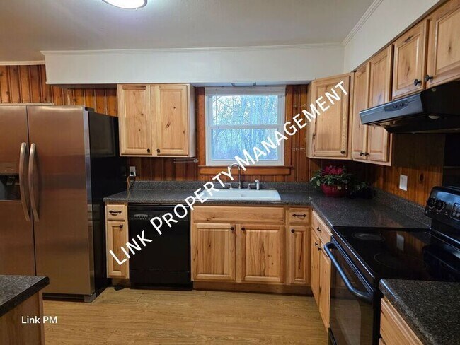 Building Photo - 3731 Knollwood Dr