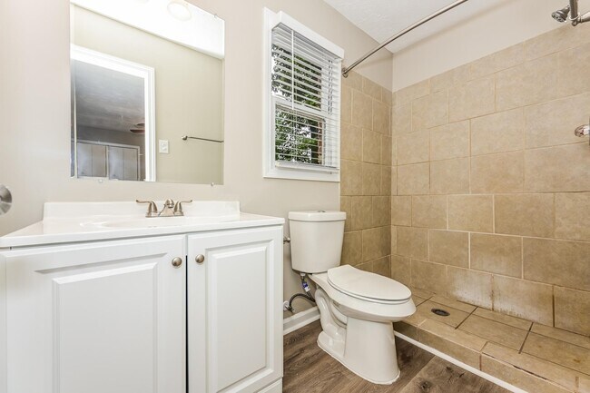Building Photo - 3723 Eagle Woods Cir