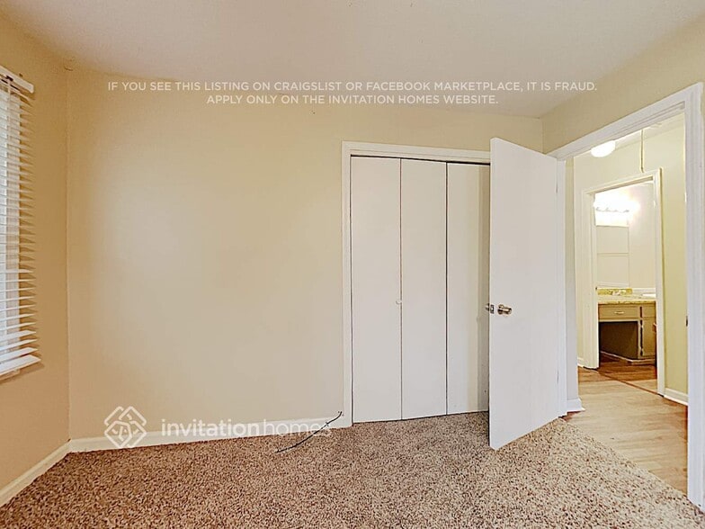 Building Photo - 2354 Shadowood Dr SW