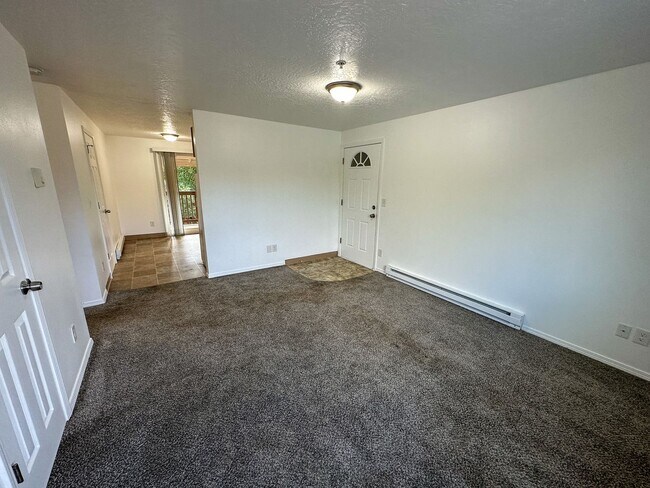 Building Photo - 3446-3462-3462 Hadley St NE