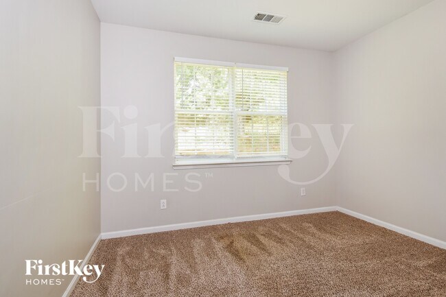 Building Photo - 103 Laurel Branch Ct