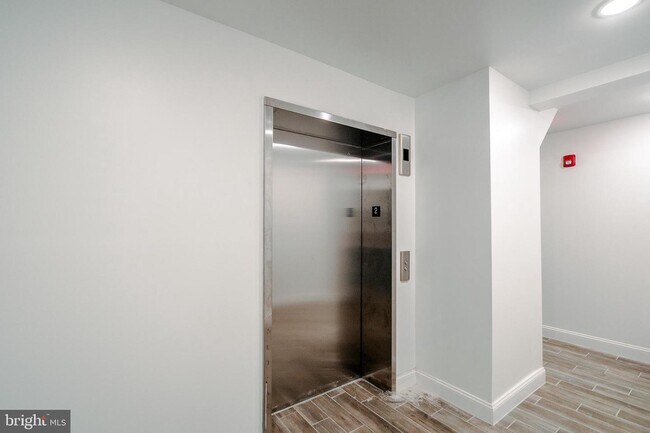 Building Photo - 129 Washington Ave