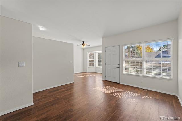 Building Photo - 6082 Colony Cir