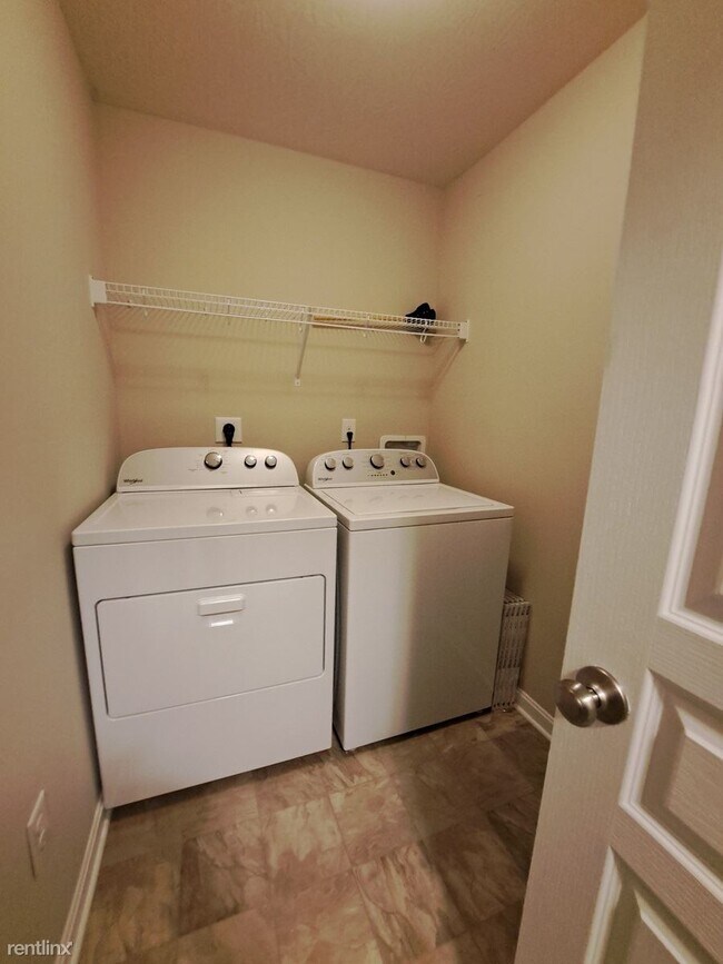 Building Photo - 2 br, 2 bath Condo - 225 Waterhaven Way