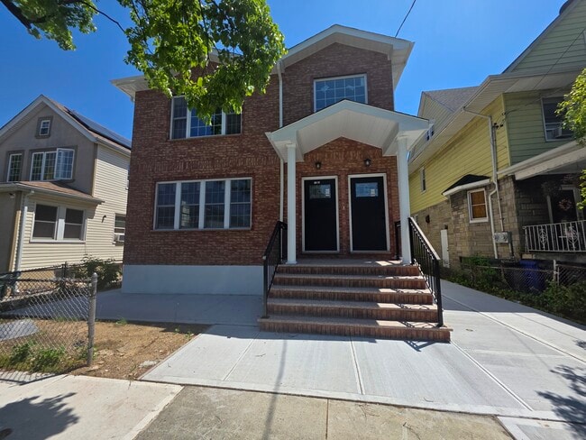 Building Photo - 14549 179th St