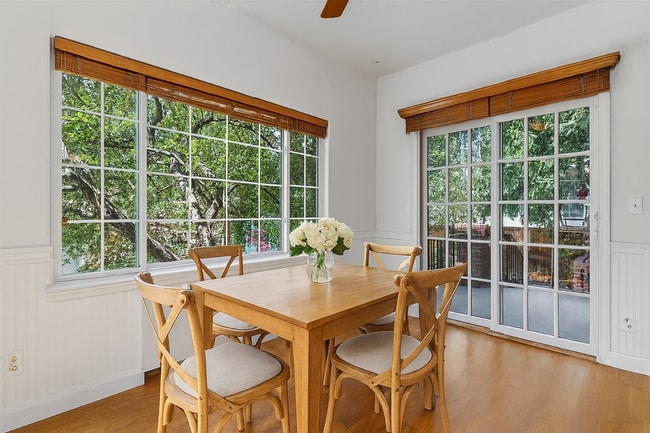 Building Photo - 1021 S Columbine St