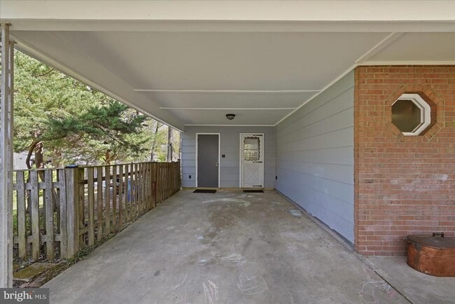 Building Photo - 8414 Danford Ct