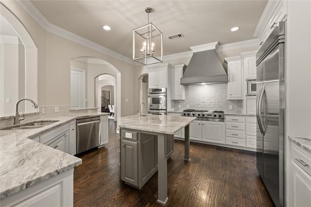 Building Photo - 1817 Broken Bend Dr