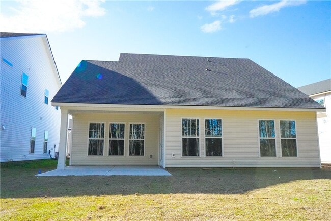 Building Photo - 142 Brookline Dr