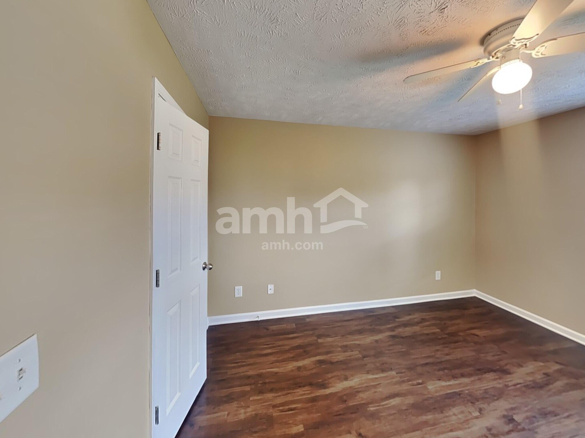 Building Photo - 5608 Hickory Park Dr