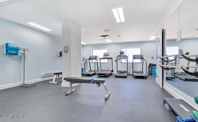 Building Photo - 787 Ocean Ave N