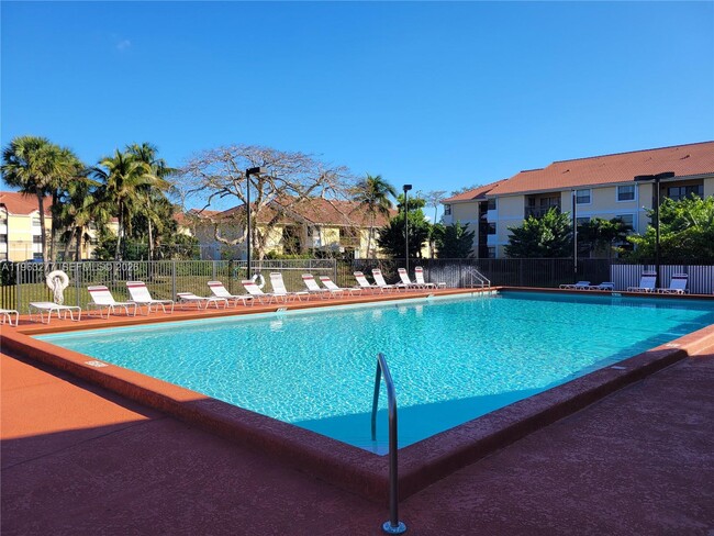 Building Photo - 5701 Riverside Dr