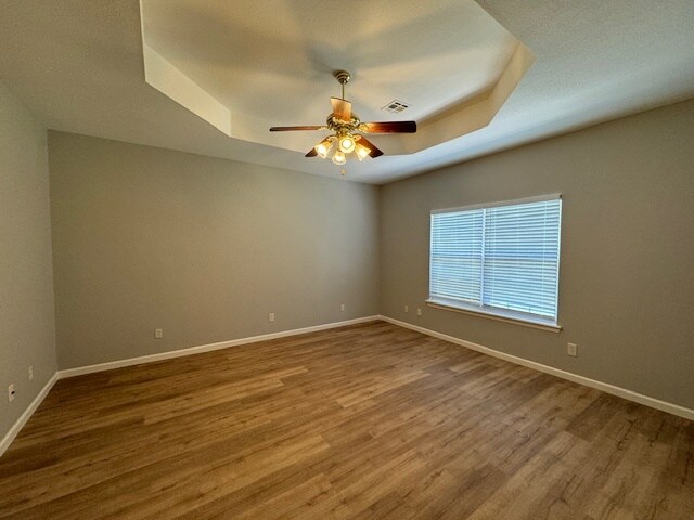 Building Photo - 1109 N Wren Dr