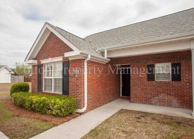 Building Photo - 3769 Merestone Dr