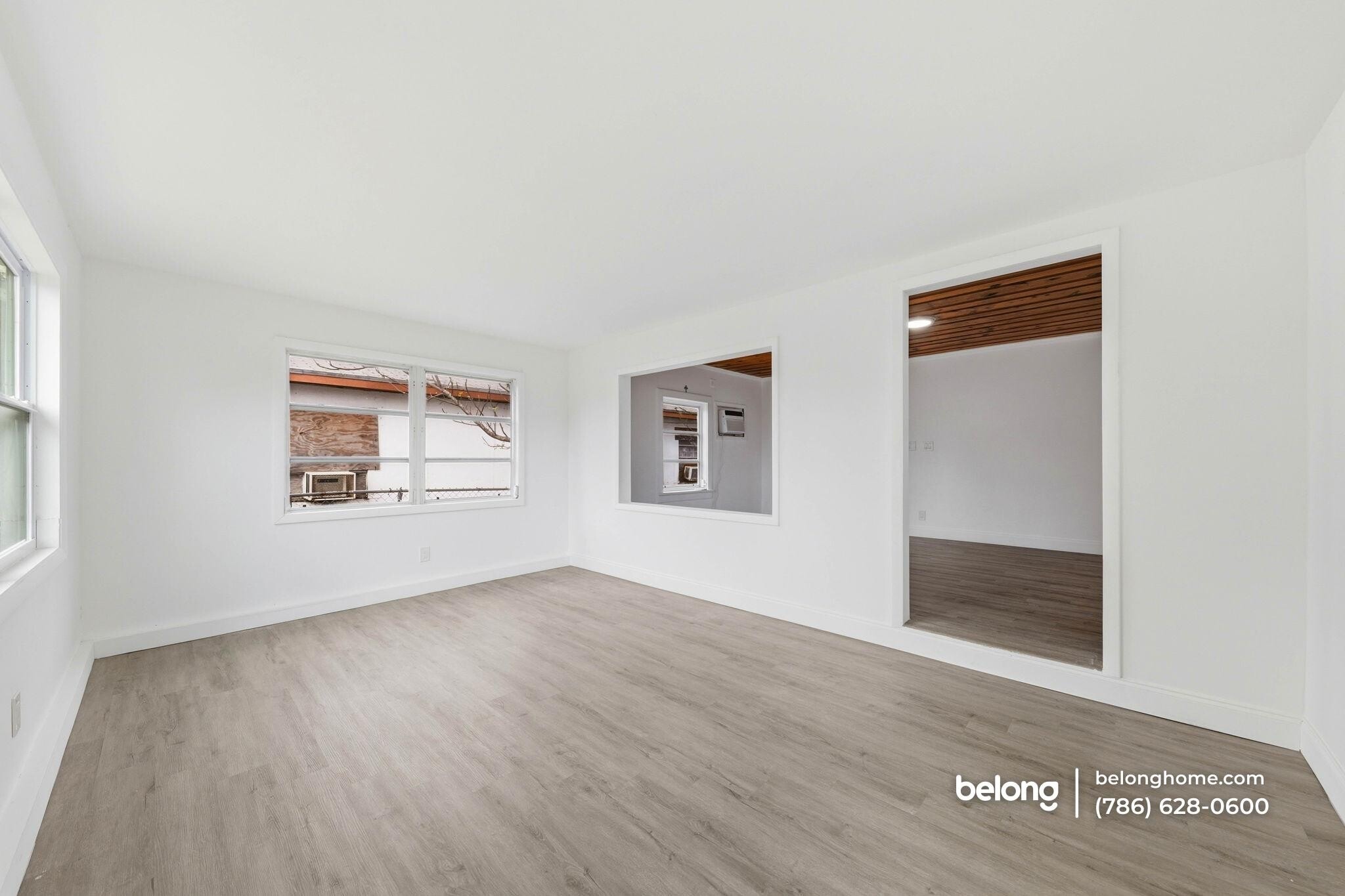 Building Photo - 170 W 23rd St