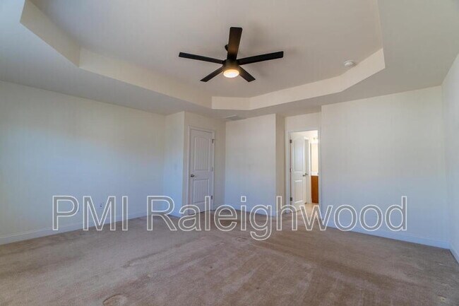 Building Photo - 508 Eagles Wy
