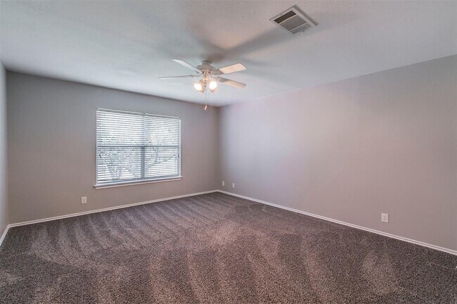 Building Photo - 2645 Andres Way