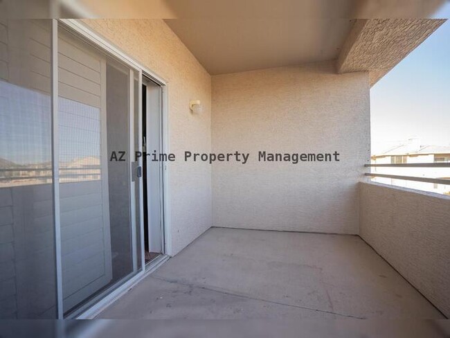 Building Photo - 16013 S Desert Foothills Pkwy