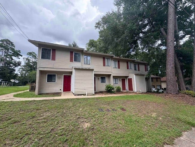 Primary Photo - 1007 Sutor Rd