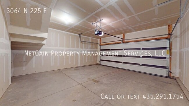 Building Photo - 3064 225 E