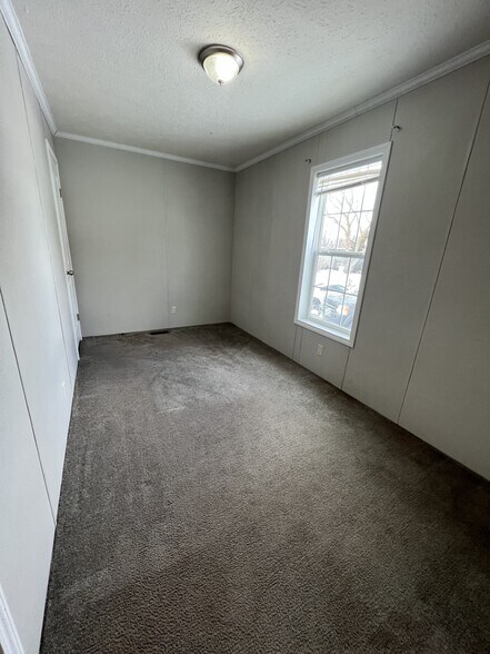 Building Photo - 94 Belmar St