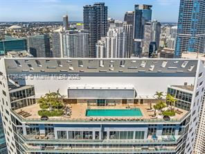 Building Photo - 1300 Brickell Bay Dr